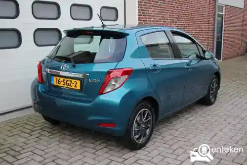 Toyota Yaris 1.0 2011