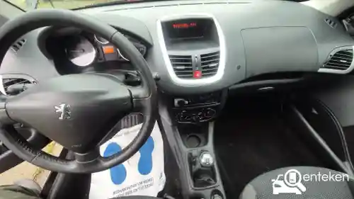 Peugeot 206 75 2012