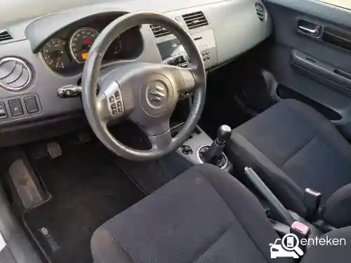 Suzuki Swift 1300 2007