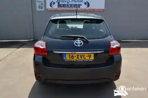 Toyota Auris 1.8 Hybrid 2012