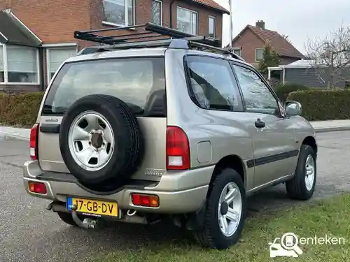 Suzuki Grand Vitara 2.0 2000
