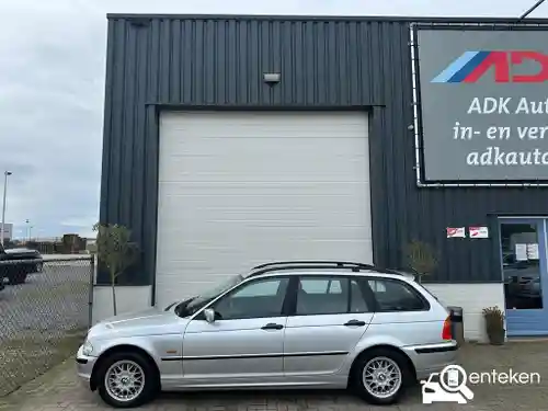 BMW 318i Touring 2001