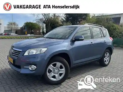 Toyota RAV4 2.0 2010