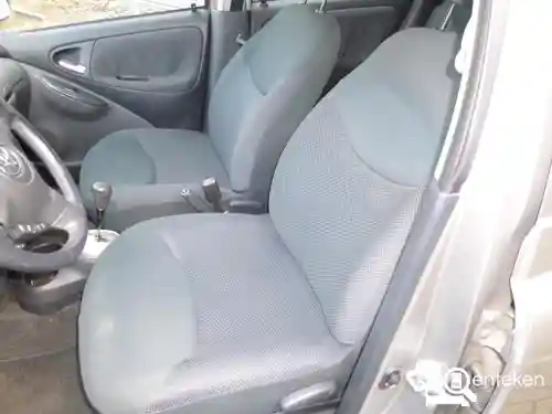 Toyota Yaris 1.0 2003