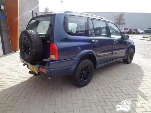 Suzuki Grand Vitara XL-7 2.7 V6 2004