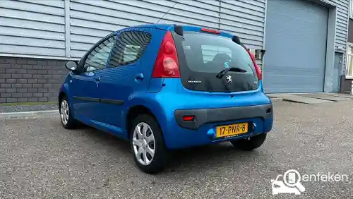 Peugeot 107 1.0 70 2011