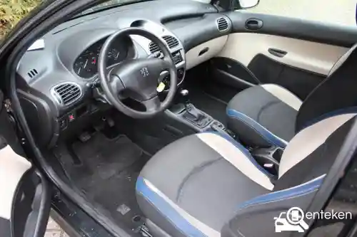 Peugeot 206 75 2005