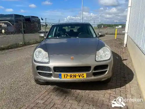 Porsche Cayenne S 2005