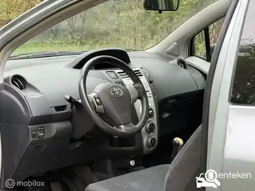 Toyota Yaris 1.3 2006