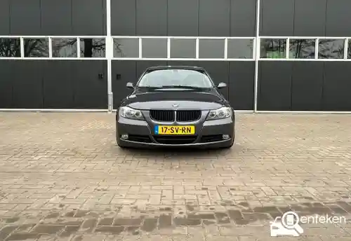 BMW 318i 2006