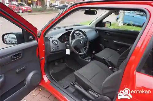 Suzuki Swift 1300 2007