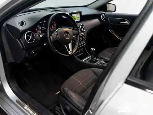 Mercedes-Benz A 180 2013