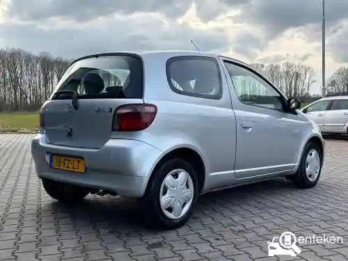 Toyota Yaris 1.3 2000
