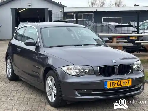 BMW 118i 2008