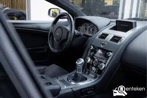 Aston Martin DBS Coupé 2008