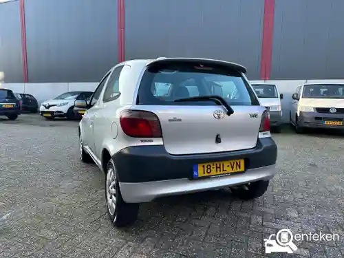 Toyota Yaris 1.0 2001