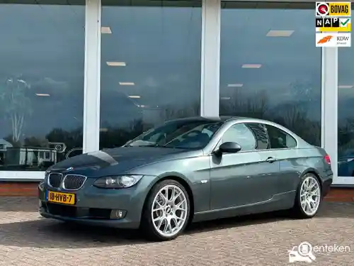 BMW 325i Coupé 2009