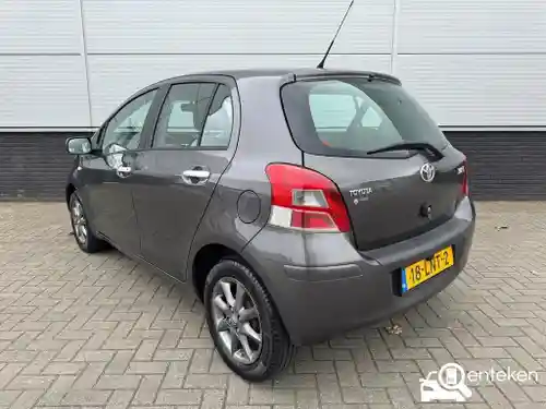 Toyota Yaris 1.33 2010