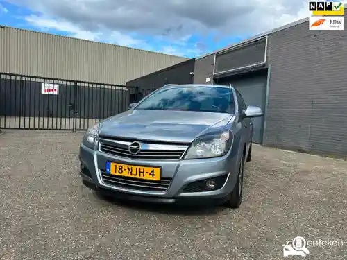 Opel Astra 1.6 2010