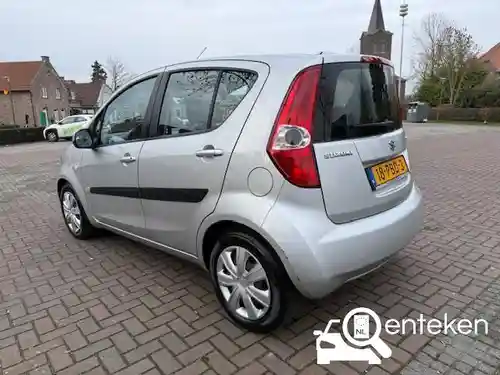 Suzuki Splash 1.0 2011