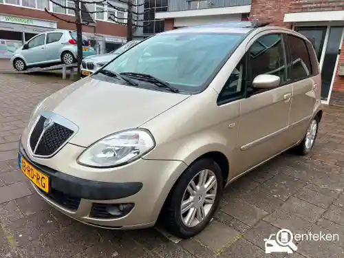 Lancia Musa 1.4 16v 2005