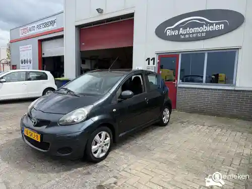 Toyota Aygo 1.0 2011