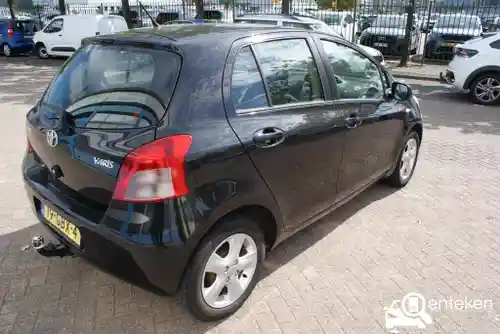 Toyota Yaris 1.3 2008