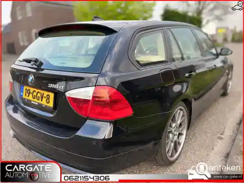 BMW 318d Touring 2008