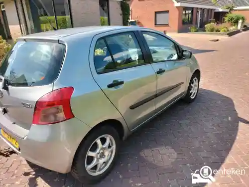 Toyota Yaris 1.3 2008