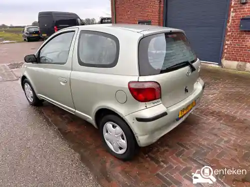 Toyota Yaris 1.3 2001