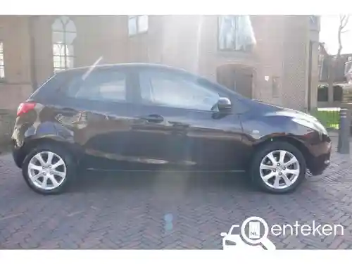 Mazda 2 1.3 2010