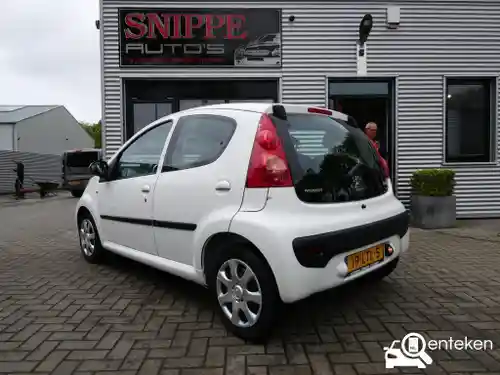 Peugeot 107 1.0 70 2010