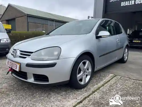 VW Golf 1.6 FSI 2003