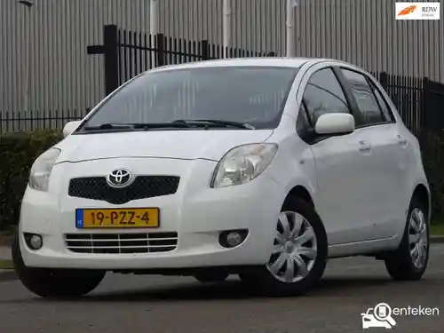 Toyota Yaris 1.3 2008