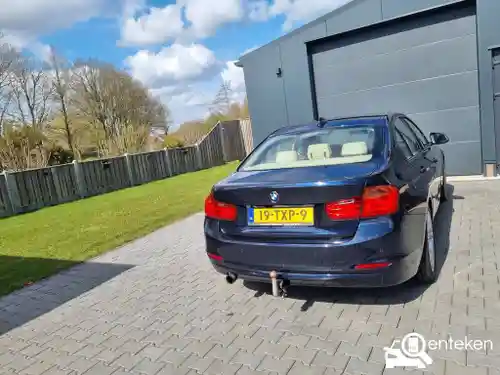 BMW 320i 2012