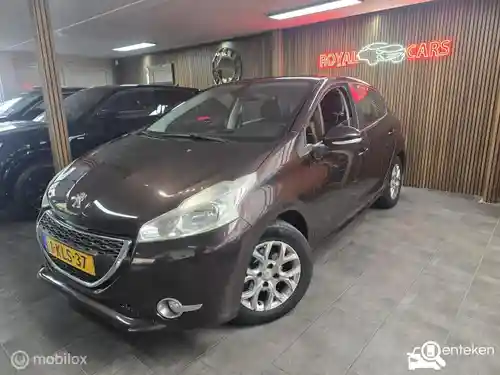 Peugeot 208 1.2 PureTech 82 2013