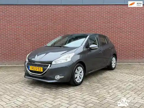 Peugeot 208 1.2 PureTech 82 2013