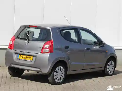 Suzuki Alto 1.0 2013