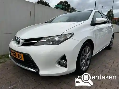Toyota Auris 1.8 Hybrid 2013