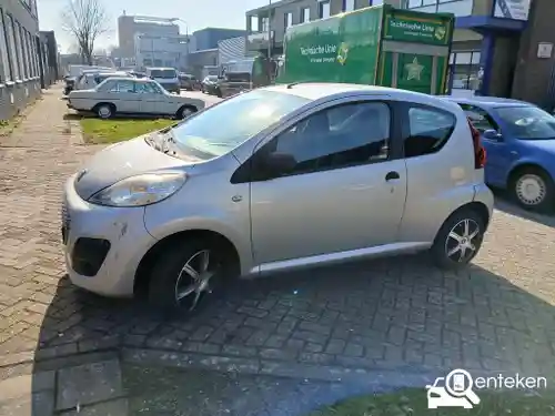 Peugeot 107 1.0 68 2013