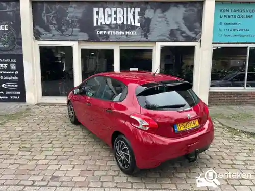 Peugeot 208 1.0 PureTech 68 2013