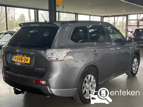 Mitsubishi Outlander 2.0 Plug-In Hybrid 2013