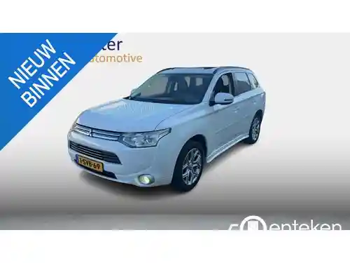 Mitsubishi Outlander 2.0 Plug-In Hybrid 2013