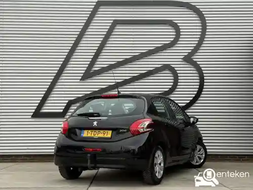 Peugeot 208 1.2 PureTech 82 2014