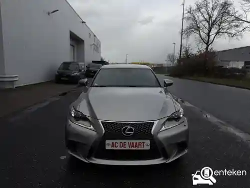 Lexus IS 300h 2014