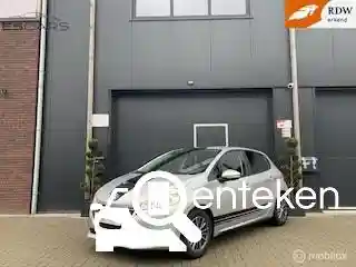 Peugeot 208 1.2 PureTech 82 2013