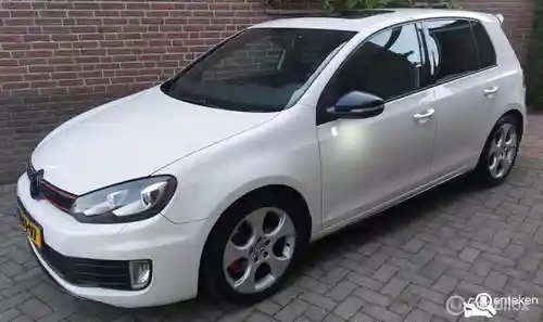 VW Golf GTI 2010