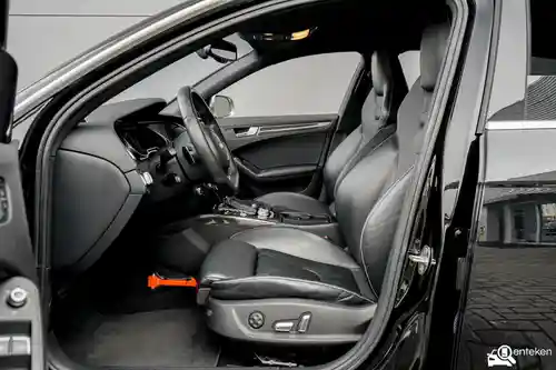 Audi RS4 Avant 2014