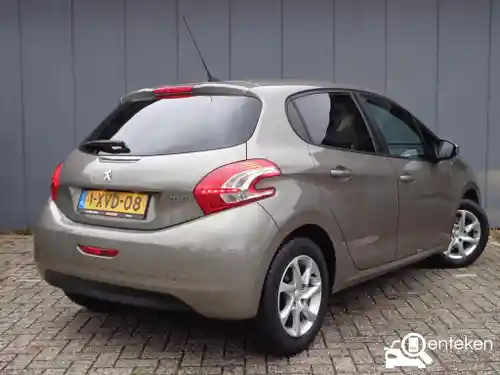 Peugeot 208 1.2 PureTech 82 2014