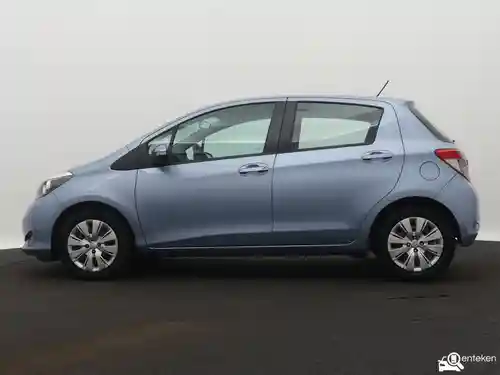 Toyota Yaris 1.33 2011
